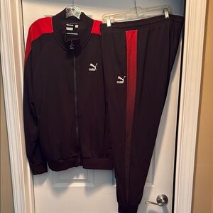 Puma Men’s Black Tracksuit - Gently Worn/Smoke & Pet Free